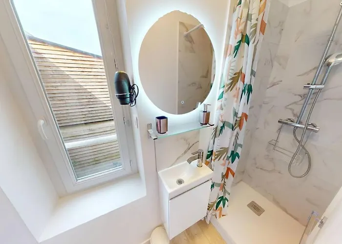 Le Quiet Spot, Plein Coeur De Байе